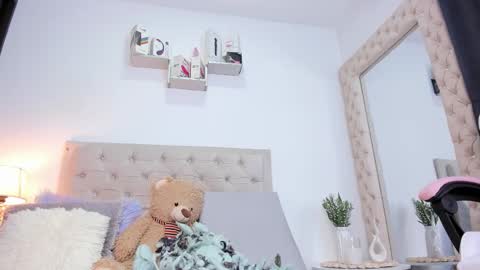 Lorena online show from 10/29/25, 11:23