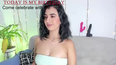 L O R E N online show from 12/03/25, 01:53