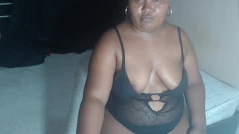 Snapshot of lorenztaylor chatting on 09/13/25, 06:24 lorena online show from 09/13/25, 06:24