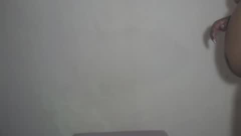 lorena online show from 10/31/25, 02:23