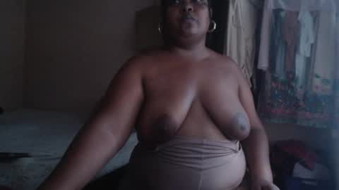 lorena online show from 11/10/25, 09:58