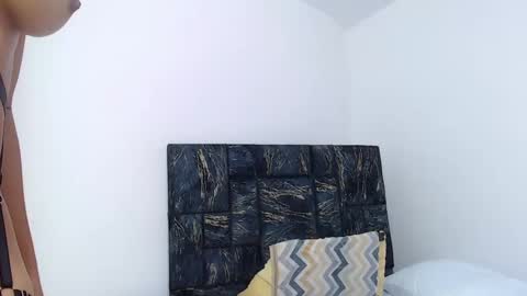 loretahorny online show from 02/09/25, 12:30