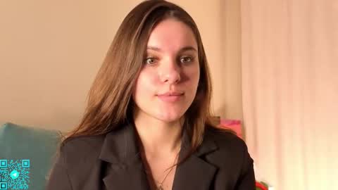 Chloe for Fan BlackHole online show from 11/23/25, 05:35