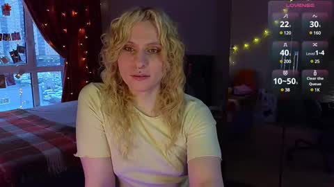 Lori -----------------------------------    online show from 03/06/25, 02:40