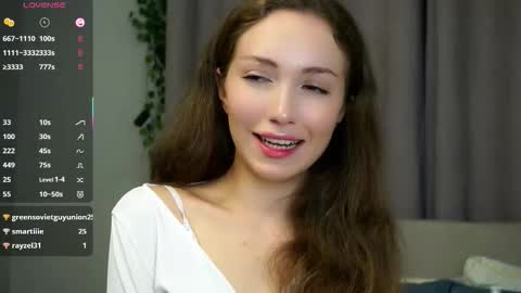 Naomi online show from 10/02/25, 09:55