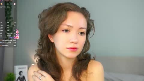 Naomi online show from 11/08/25, 10:41