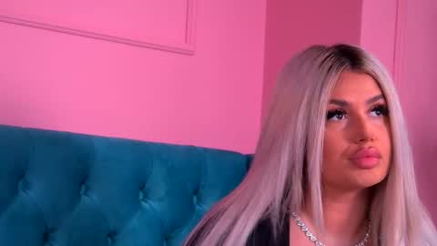 Lorry online show from 11/21/25, 04:44