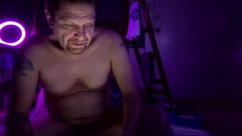 lostndapacific online show from 11/12/25, 01:11