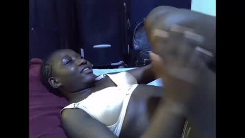 Snapshot of lotty_lavilla chatting on 10/14/25, 08:15 lotty_lavilla online show from 10/14/25, 08:15