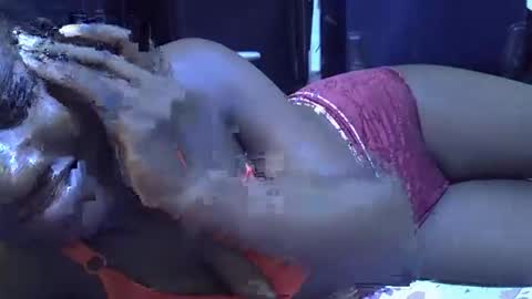 Snapshot of lotty_lavilla chatting on 10/25/25, 05:51 lotty_lavilla online show from 10/25/25, 05:51