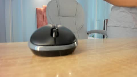  Lou Rosse  online show from 11/13/25, 08:30