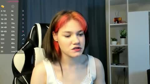 Riley online show from 10/22/25, 07:02