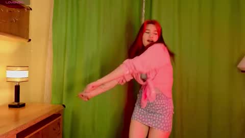 Riley online show from 11/05/25, 06:52