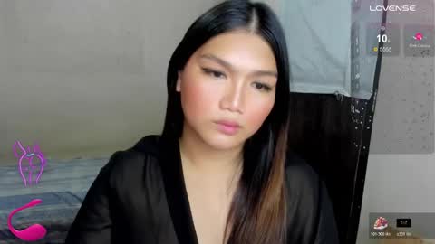 Snapshot of louheart chatting on 10/24/25, 05:59 Sweet online show from 10/24/25, 05:59