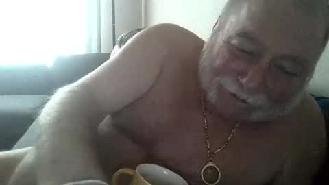 louis_chokdee online show from 09/15/25, 04:07