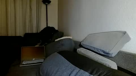 louis_chokdee online show from 10/16/25, 05:25