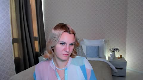 Louisa online show from 12/13/24, 11:23