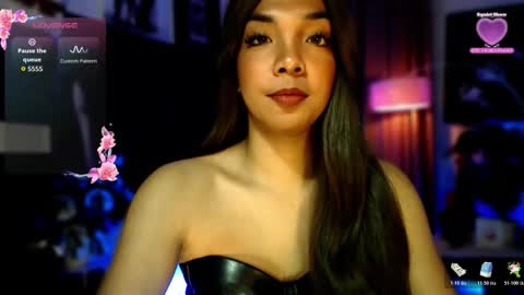 Snapshot of louisassy chatting on 11/08/25, 02:45 Louisa online show from 11/08/25, 02:45