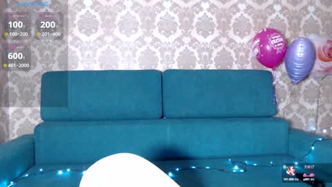 Snapshot of louise_phlox chatting on 02/02/25, 04:48 Louise online show from 02/02/25, 04:48