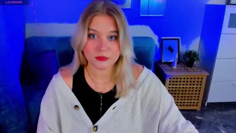 Snapshot of louisemous chatting on 11/02/25, 09:06 Loise online show from 11/02/25, 09:06