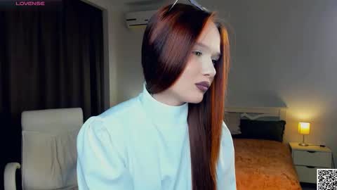 Brook and Del online show from 10/28/25, 05:15