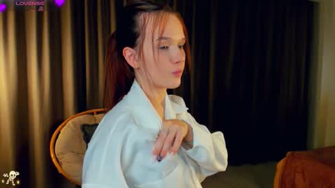 Brook and Del online show from 11/09/25, 05:55