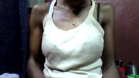 lovaelisa online show from 10/31/25, 05:41