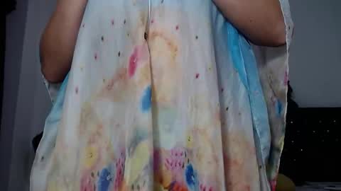 Snapshot of love_d1 chatting on 11/26/25, 01:56 Diana online show from 11/26/25, 01:56