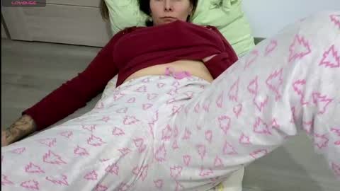 Snapshot of love_jessy_love chatting on 01/02/25, 06:56 jessmy pleasure is in your hands s online show from 01/02/25, 06:56