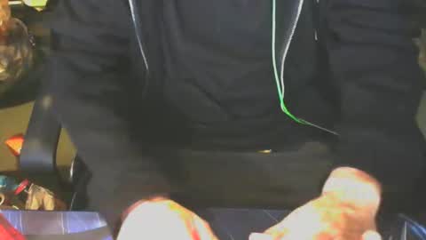 Snapshot of lovebird71 chatting on 11/17/25, 03:45 lovebird71 online show from 11/17/25, 03:45