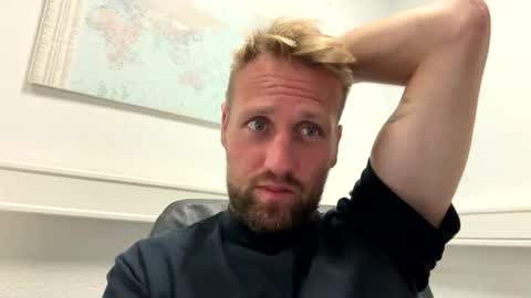 lovefuesse online show from 09/11/25, 07:52