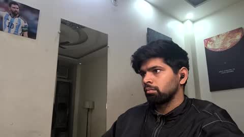 Snapshot of lovehairyindian chatting on 02/22/25, 12:51 Indian hairy online show from 02/22/25, 12:51