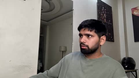 Snapshot of lovehairyindian chatting on 03/05/25, 04:57 Indian hairy online show from 03/05/25, 04:57