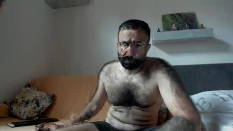 Snapshot of loveivat80 chatting on 10/08/25, 08:34 loveivat80 online show from 10/08/25, 08:34