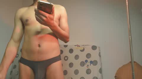 Snapshot of lovely__person chatting on 03/10/25, 11:38 Lovely Person online show from 03/10/25, 11:38