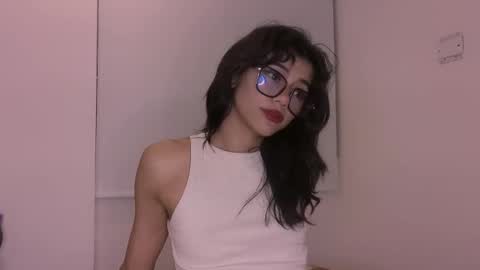 Snapshot of lovely_allys chatting on 10/02/25, 12:17 Allyson 3 online show from 10/02/25, 12:17