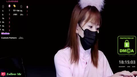 Snapshot of lovely_asahi chatting on 10/22/25, 10:15 lovely asahi online show from 10/22/25, 10:15