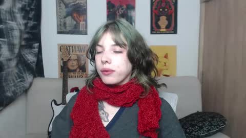 Snapshot of lovely_cass chatting on 02/18/25, 07:54 Cassie online show from 02/18/25, 07:54