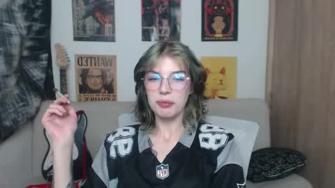 Snapshot of lovely_cass chatting on 02/20/25, 05:44 Cassie online show from 02/20/25, 05:44