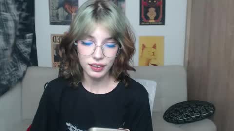 Snapshot of lovely_cass chatting on 02/23/25, 02:51 Cassie online show from 02/23/25, 02:51