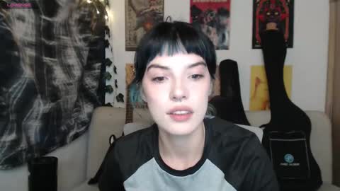 Snapshot of lovely_cass chatting on 09/15/25, 10:43 Cassie online show from 09/15/25, 10:43