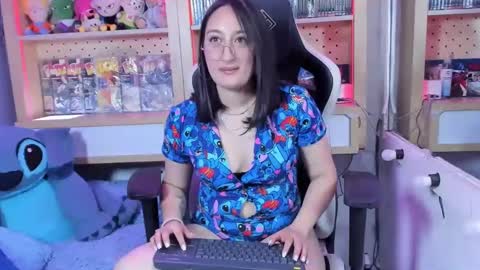 Chloe online show from 01/17/25, 01:56