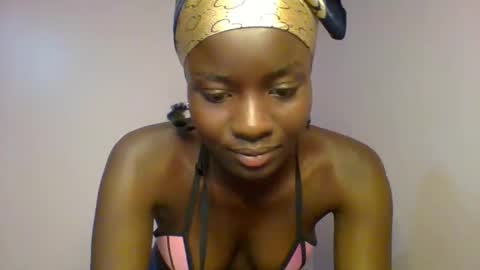 Snapshot of lovely_choco chatting on 09/16/25, 09:27 Choco online show from 09/16/25, 09:27