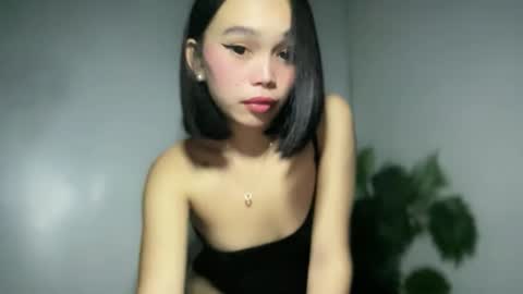 lovely_cittie18 online show from 10/12/25, 10:03