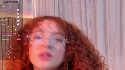Snapshot of lovely_emma18 chatting on 12/11/24, 03:05 Emma online show from 12/11/24, 03:05