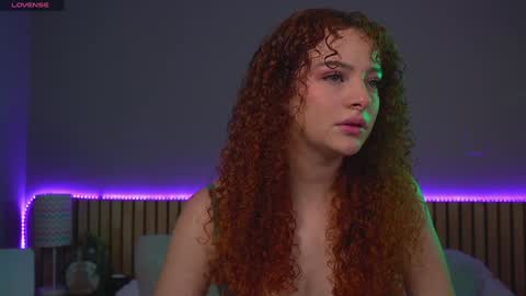 Snapshot of lovely_emma18 chatting on 01/09/25, 12:09 Emma online show from 01/09/25, 12:09