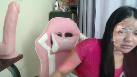 Lovely Laura online show from 11/13/25, 07:40