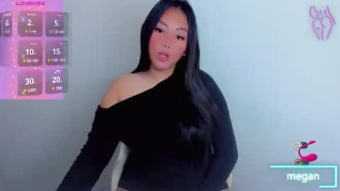 lovely_megan08 online show from 11/02/25, 12:24