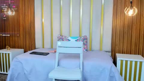 Snapshot of lovely_mifl chatting on 10/30/25, 07:14 Marla Rico online show from 10/30/25, 07:14