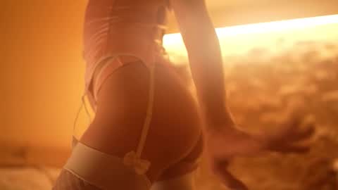 Natasha - IG  online show from 10/17/25, 09:17